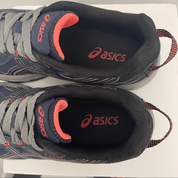 ASICS Women's Gel-Venture 6 MX Trail Running Shoe - Picture 8 of 9